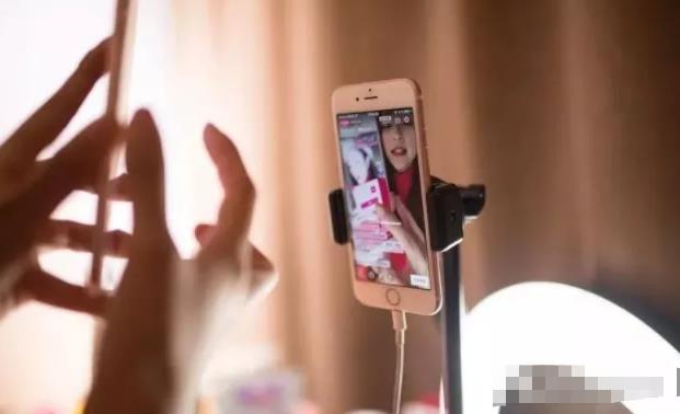 短视频创业的3种方式,零成本的暴利赚钱项目