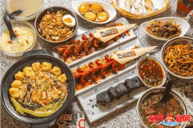 大叔摆地摊日入1000元堪比白领 (月入2万的10个小生意)