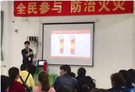 分享两个在日常经常见过却不起眼的行业利润特别大的小生意!