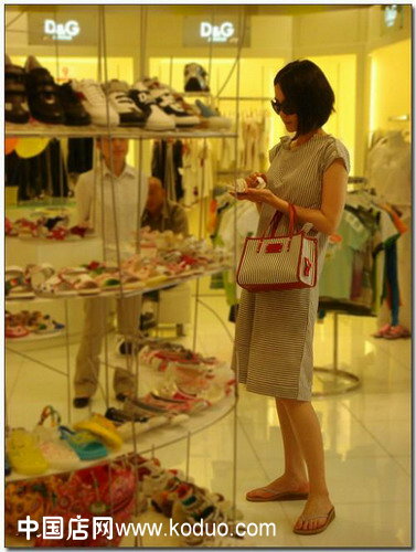 男人买女人逛:两种性别购物时不同侧重点(图)