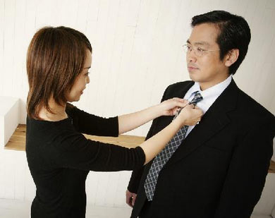 如何采用“暗度陈仓”的销售方法