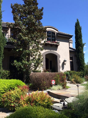 站客户的立场来说话 才能留住更多的客户