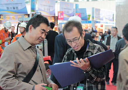 通过调查询问法全面了解客户的需求