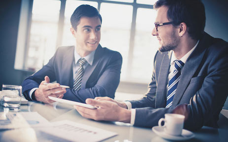 如何用巧妙的故事拴住客户