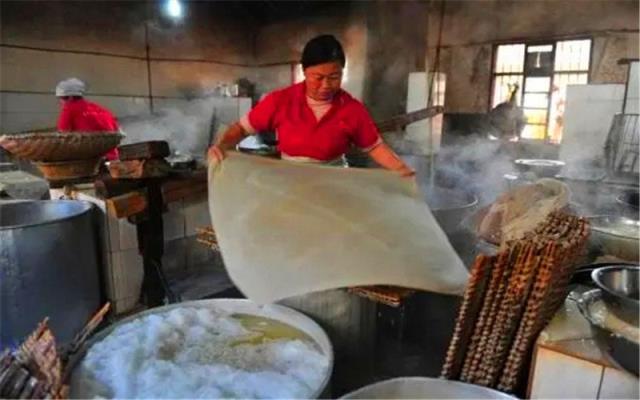 农村人在家干什么挣钱，没本钱在农村做什么好能赚钱的