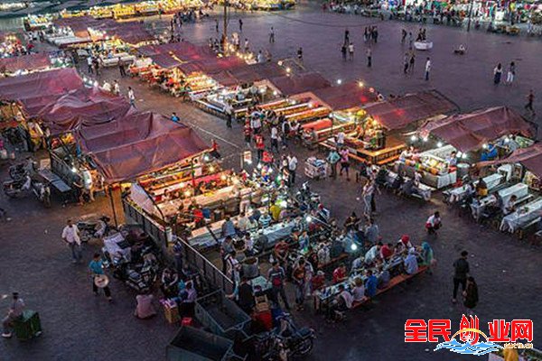 [十大不起眼的赚钱行业]适合摆地摊十元模式地摊暴利产品有哪些？