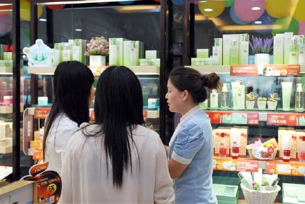 朋友团来了 怎样应对七嘴八舌