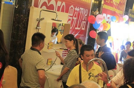 顾客在价格上做出最后通牒怎样应对？