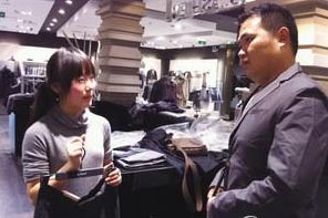 顾客总不说话该怎样应对？