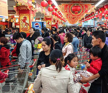 顾客因受到慢待而心生不满怎么办