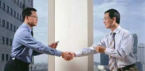 用翔实的数字和事实与客户交谈