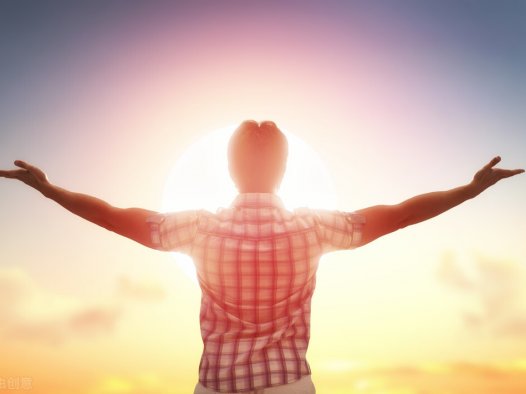 如何利用互联网赚钱？快来试试微头条创作